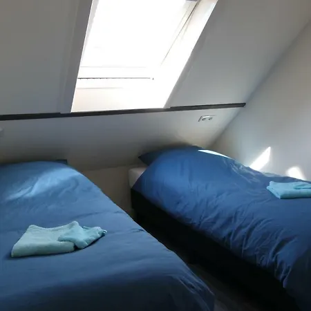 Zomerhuis Het Hoekje إغموند آن زي